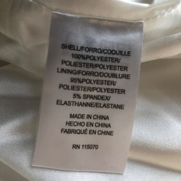 Nina Leonard NWT Size M Ivory Faux Fur Jacket - Picture 7 of 7